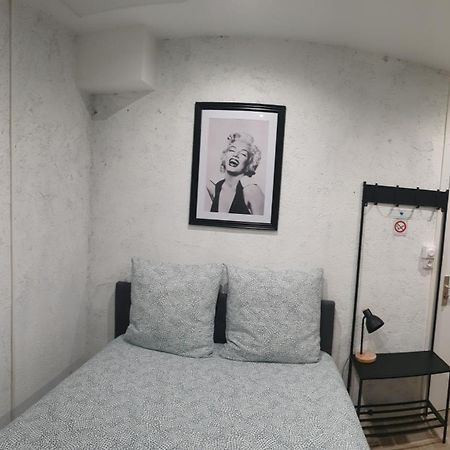 Au 36, Les Apparts Hotel Joigny Εξωτερικό φωτογραφία