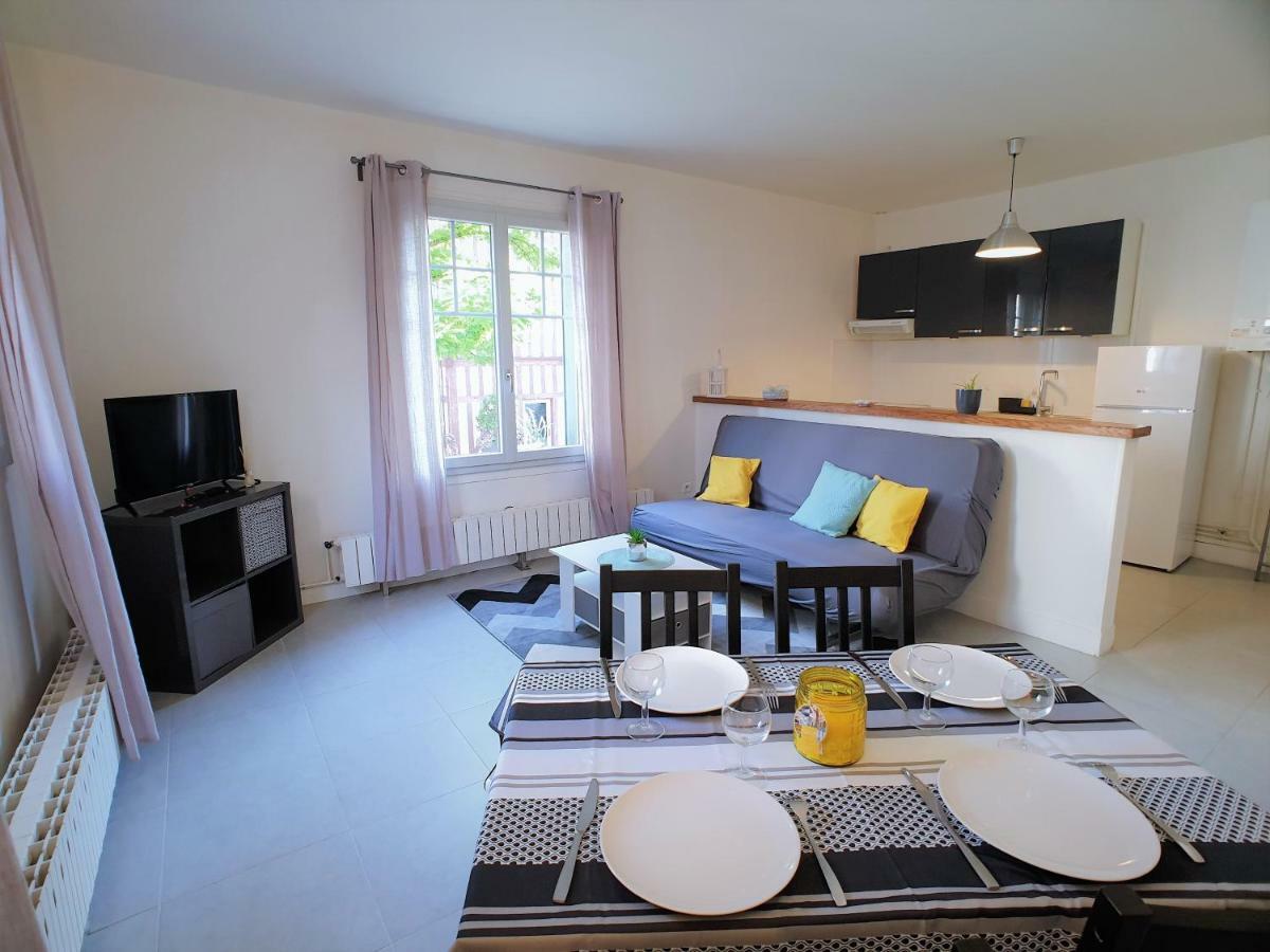 Au 36, Les Apparts Hotel Joigny Εξωτερικό φωτογραφία